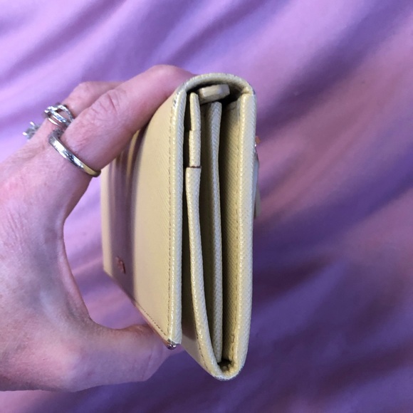 PRADA! Butter cream yellow with gold logo and trim Saffiano Leather Long Wallet - Picture 5 of 16